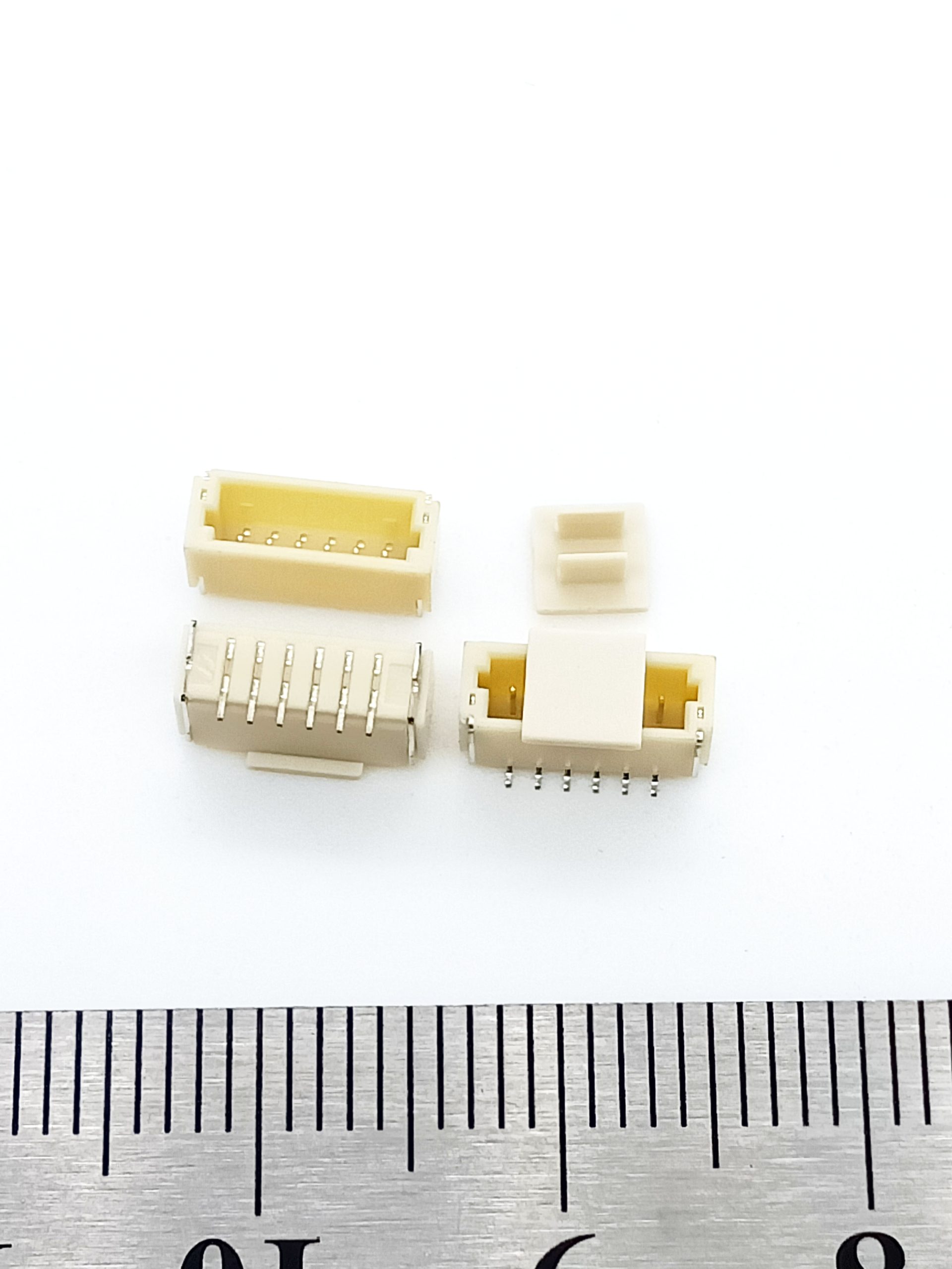 SH/SR BM06B-SRSS-TB(LF)(SN) Wire to Board Connector